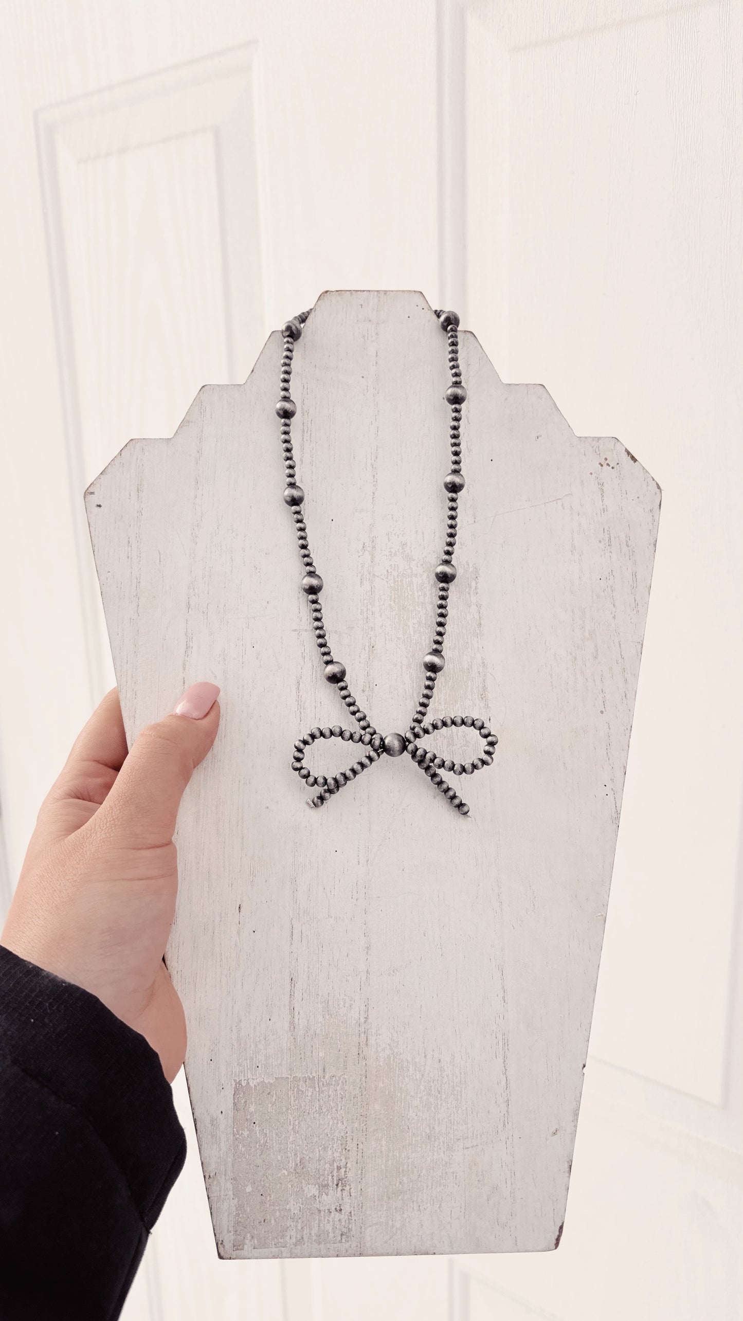 Beaded Bow Necklace