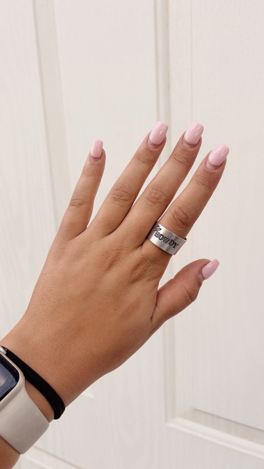 Howdy Ring