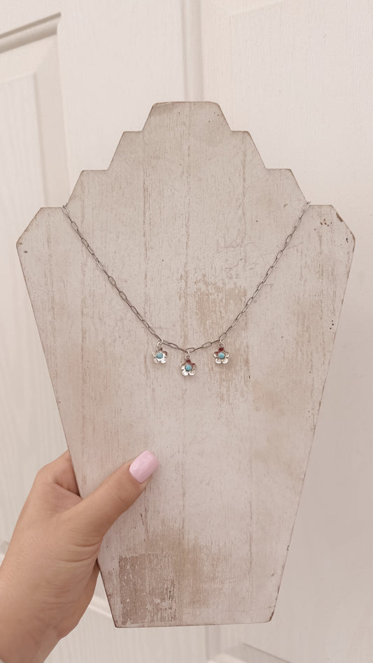 Floral Paper Clip Chain Necklace