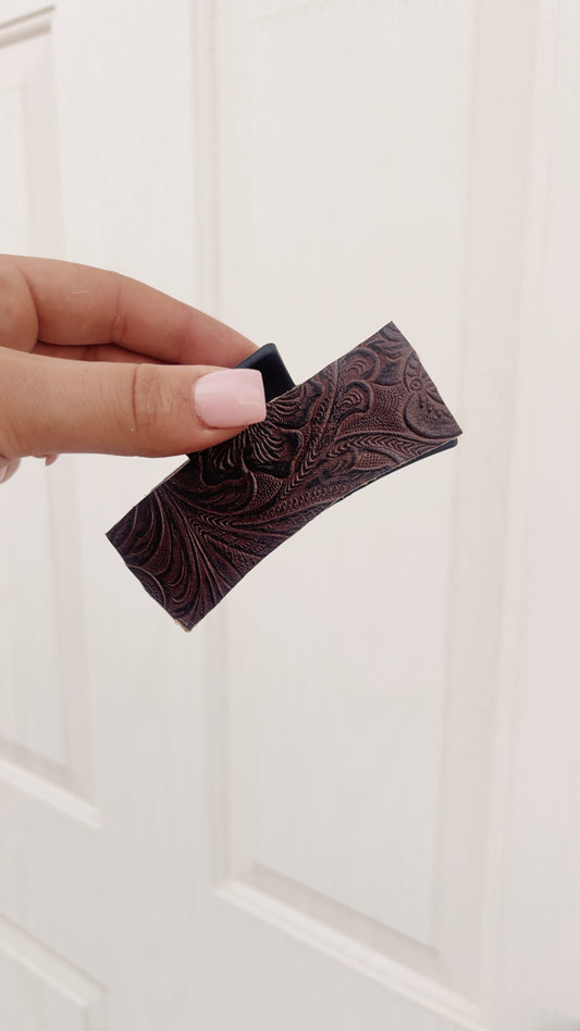 Large Black and Leather Claw Clip