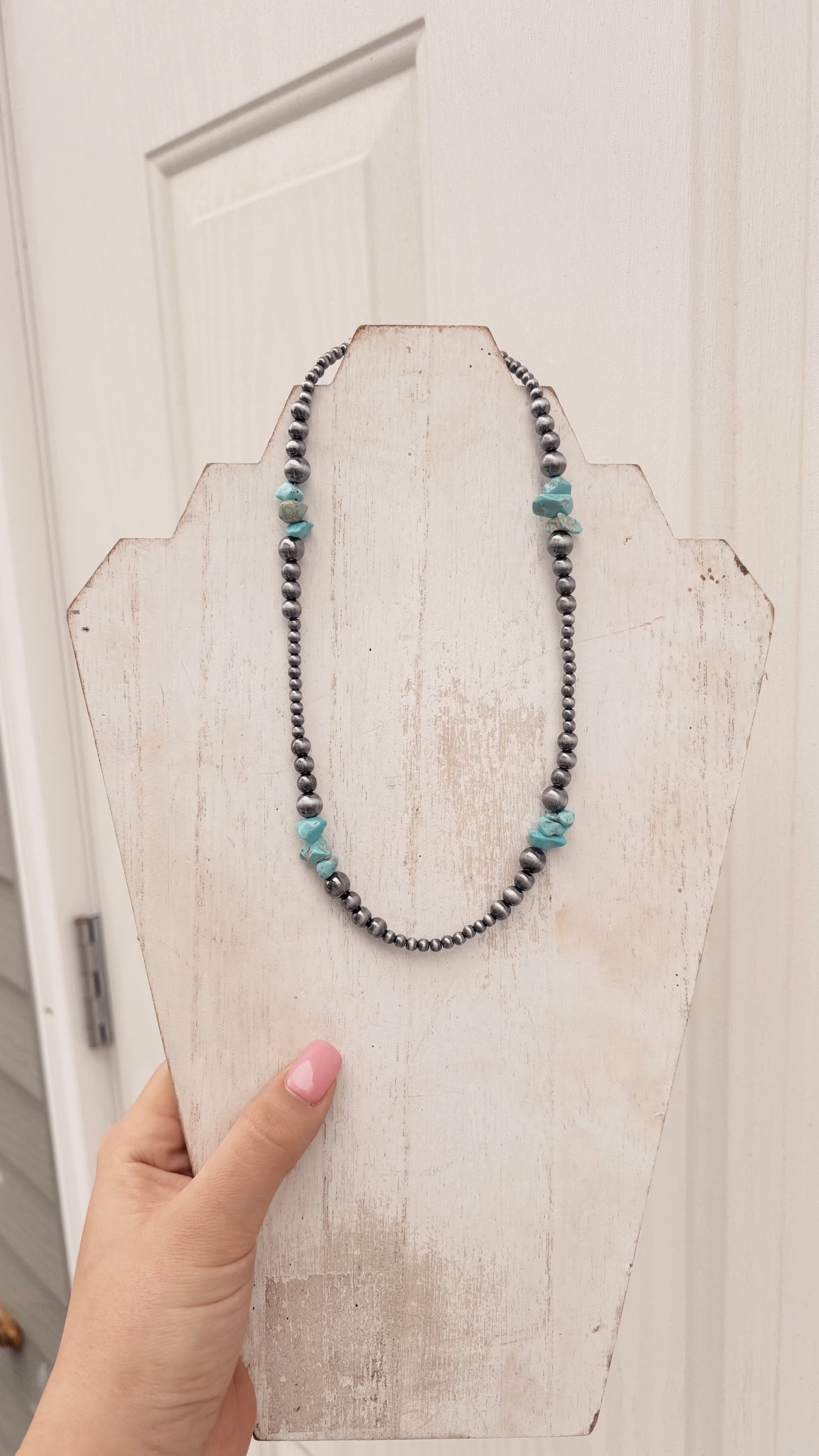 Turquoise Beaded Necklace