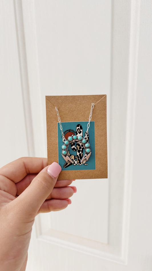 Lighting Horse Shoe Necklace