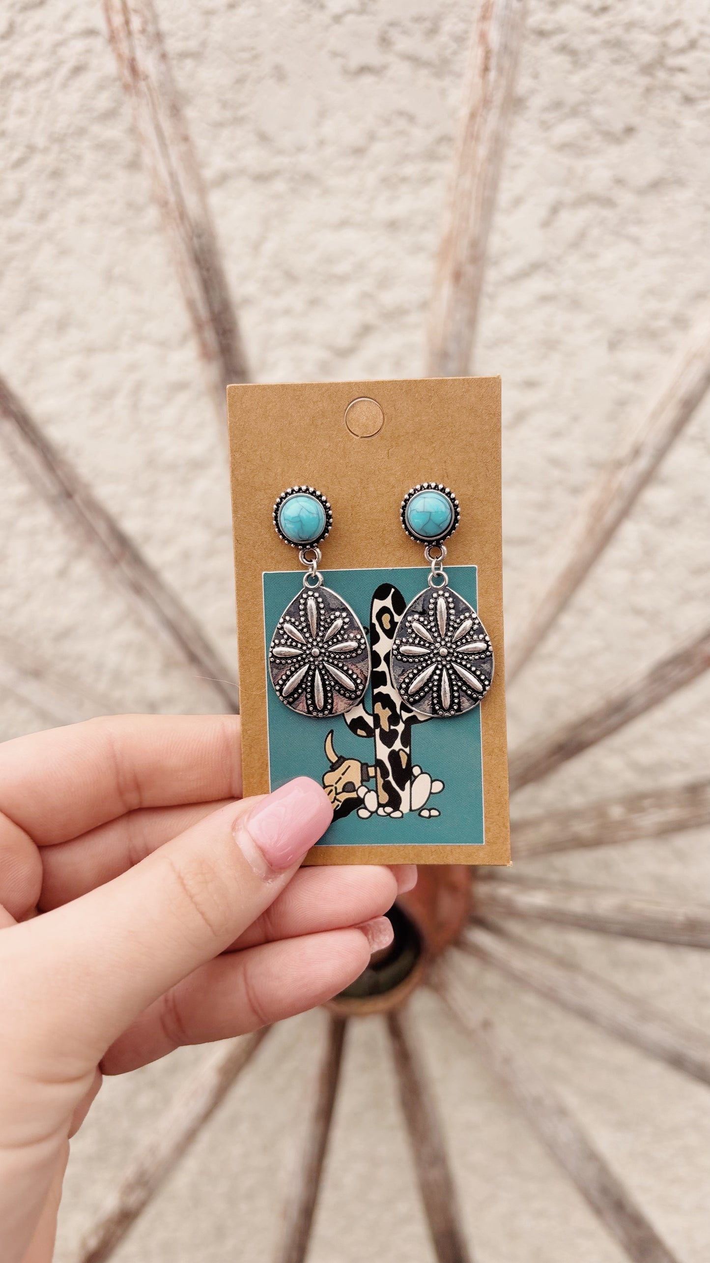 Turquoise Dangle Earring