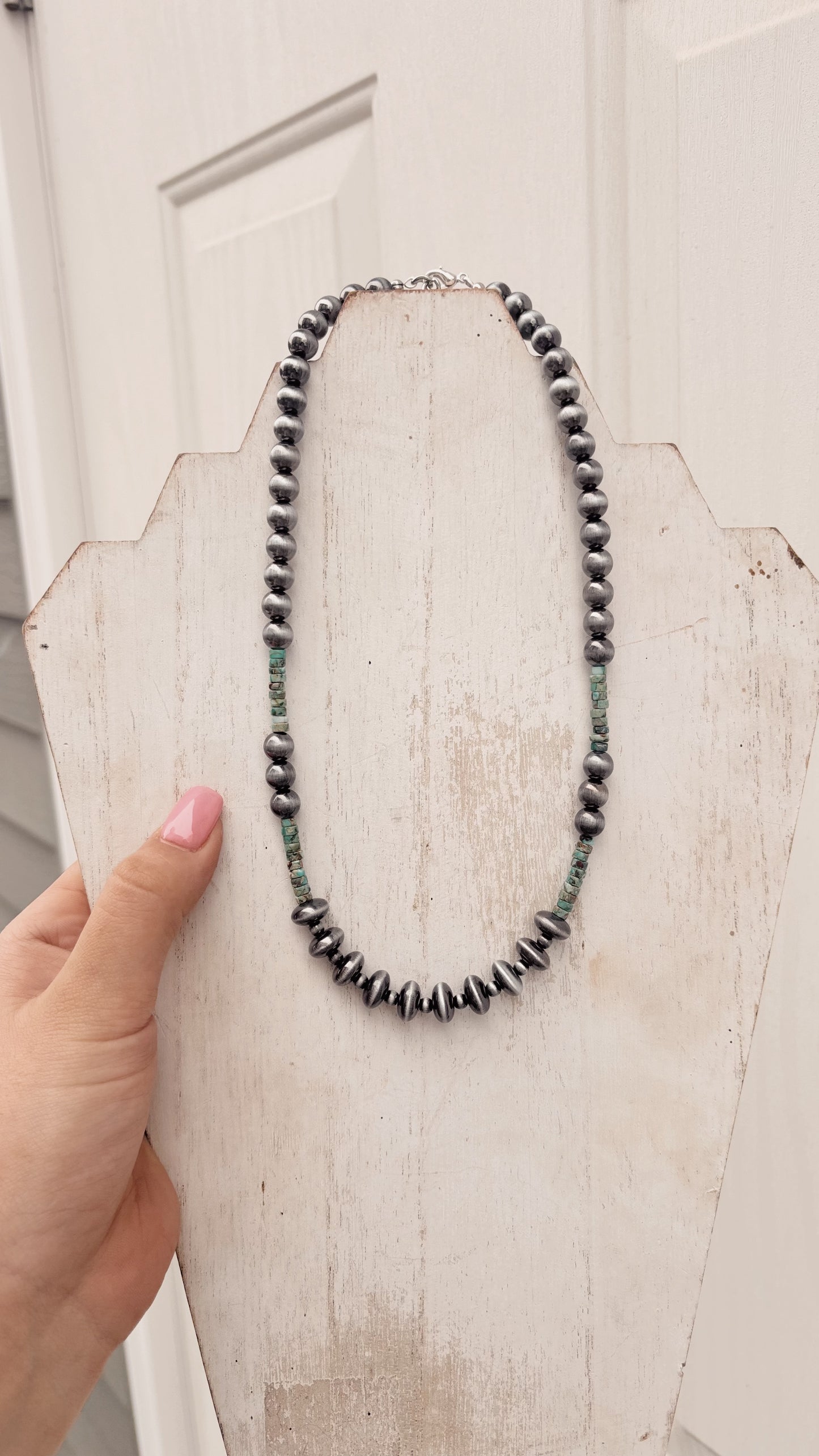 Turquoise Beaded Necklace