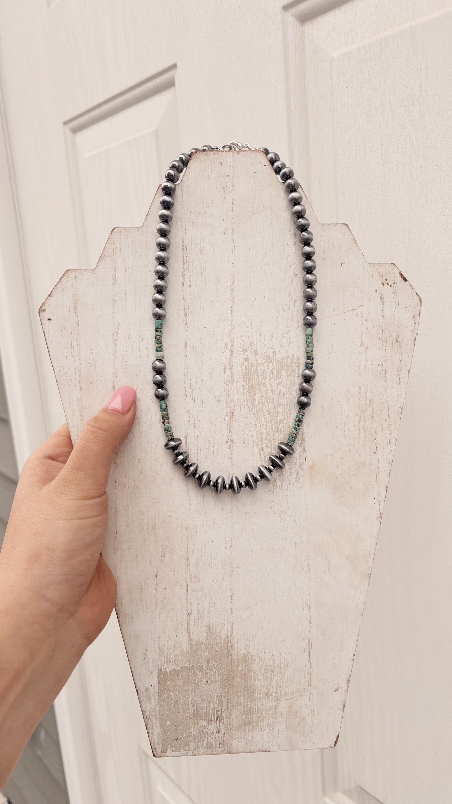 Turquoise Beaded Necklace